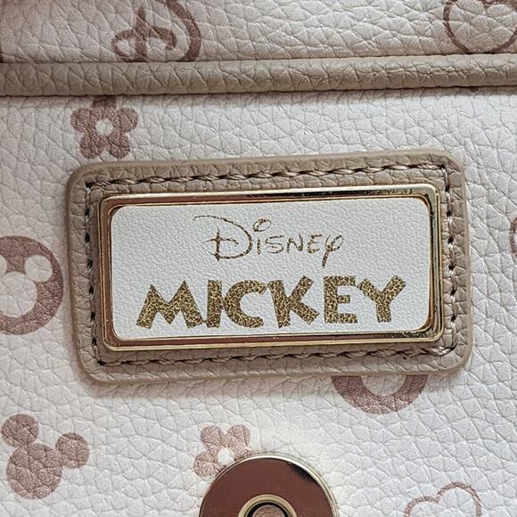 PRIMARK Disney Mickey Mouse Weekender Overnight Travel Bag - New With Tag - Picture 9 of 14